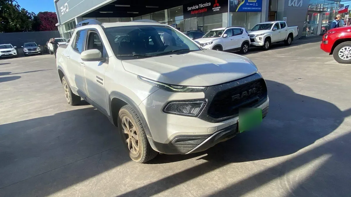 Ram 1000 1.8 Big Horn Lx 4x2 Dob. Cab. At 4p año 2023