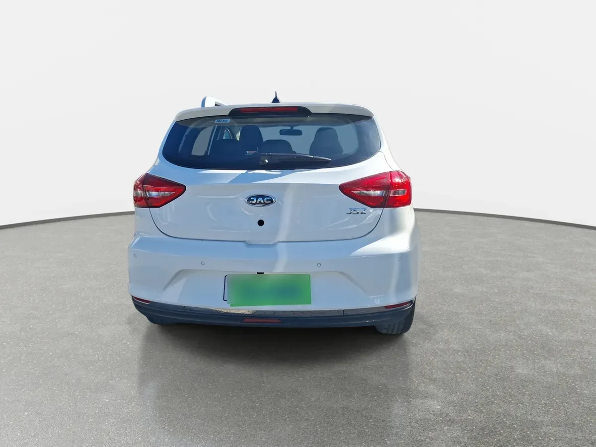 JAC Js2 1.5 Luxury 4x2 Cvt At 5p año 2025