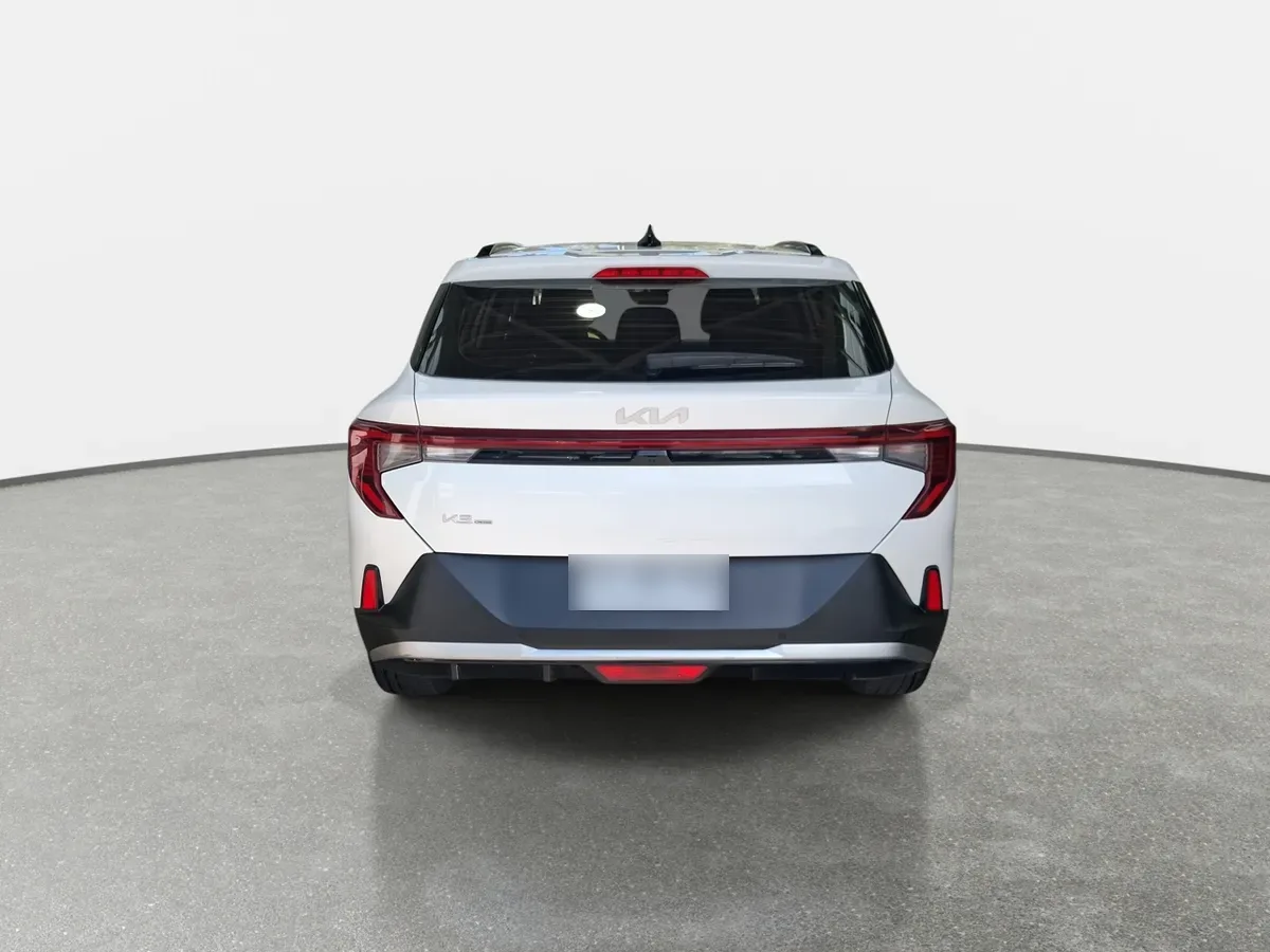 Kia K3 Cross 1.6 Ex Full 4x2 Mt 5p año 2024