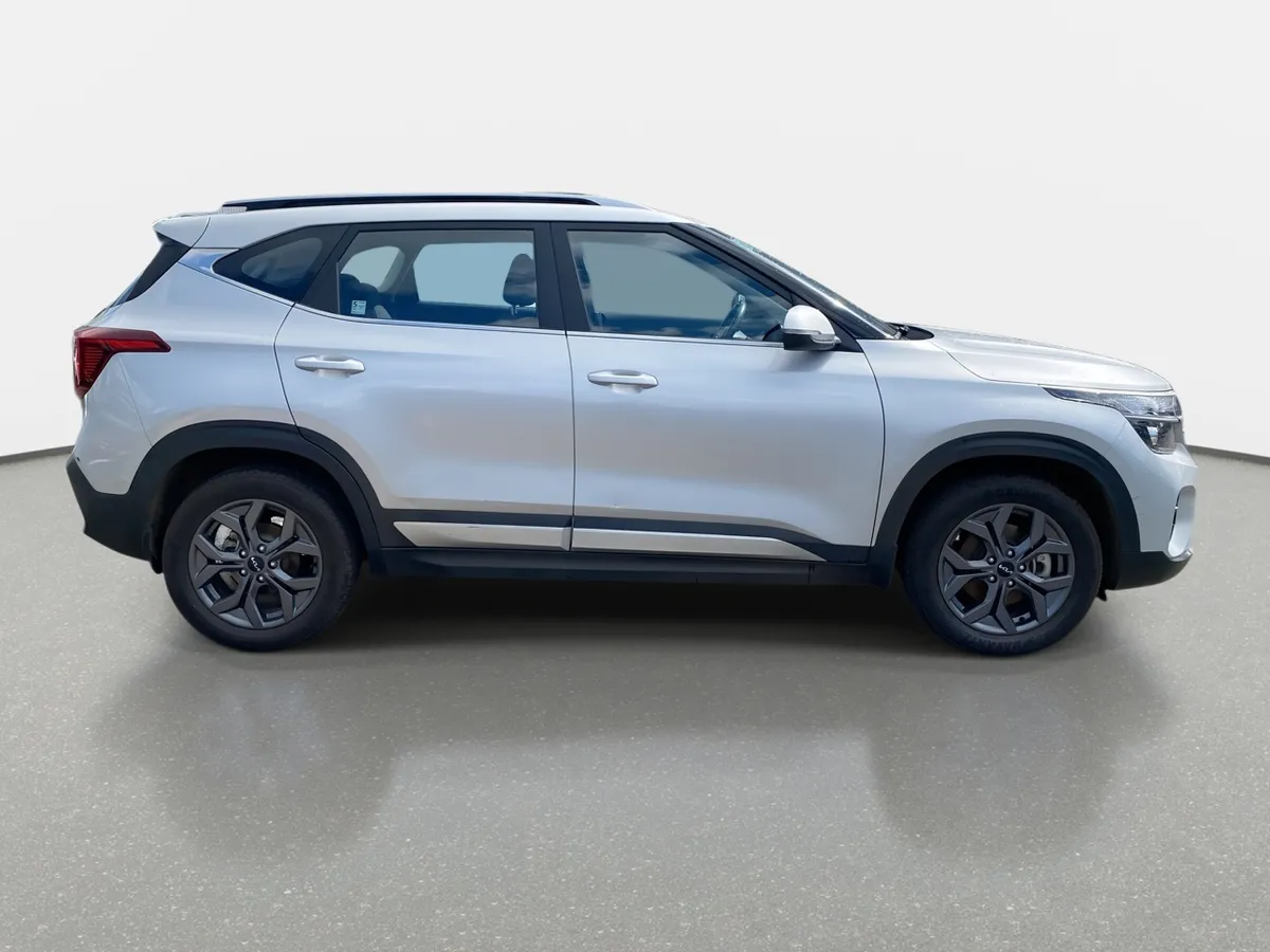 Kia Seltos 1.5 Ex 4x2 6mt 5p año 2024