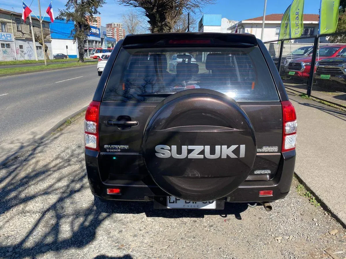 Suzuki Grand Nomade 2.4 Glx Sport 4wd E4 Mt 5p año 2019