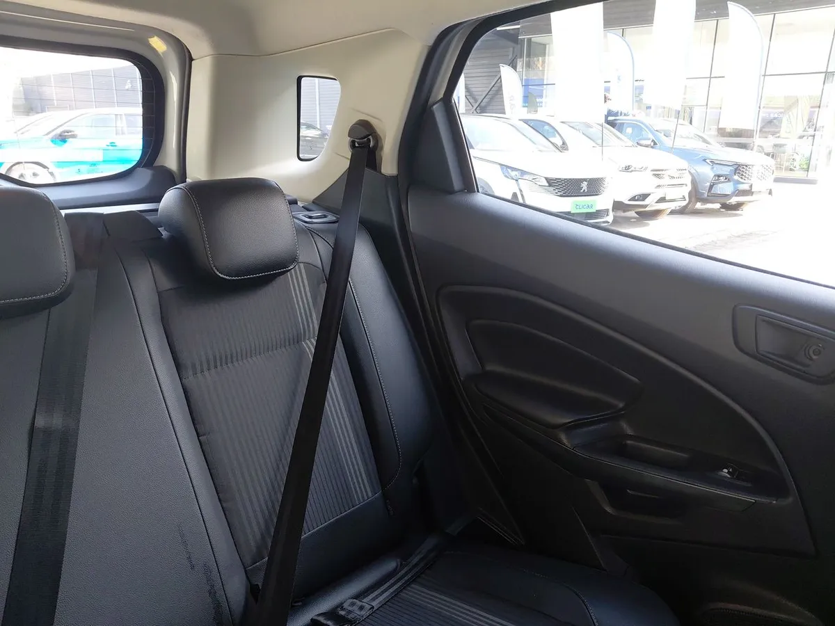 Ford Ecosport 1.5 Freestyle 4x2 Mt 5p año 2019