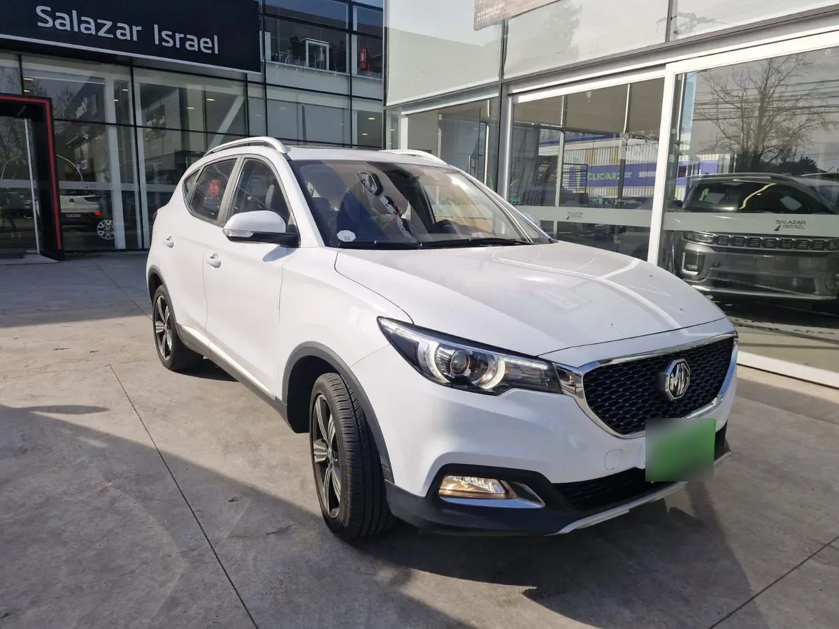 MG Mg Zs 1.5 Comfort 4x2 At 5p año 2024