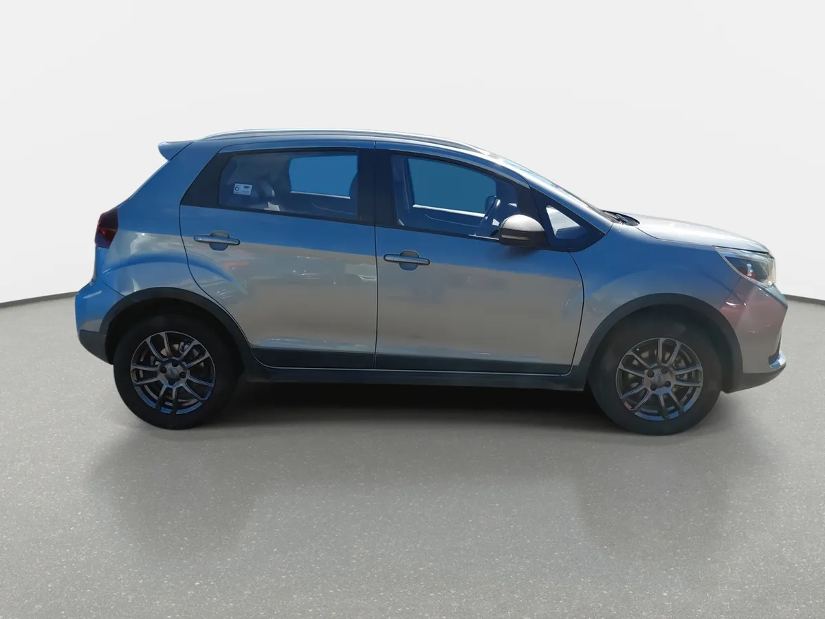 Geely Gx3 Pro 1.5 Gf 4x2 Cvt At 5p año 2024