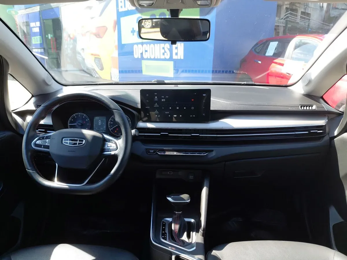 Geely Gx3 Pro 1.5 Gf 4x2 Cvt At 5p año 2024