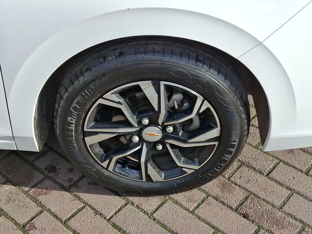 Chevrolet Sail 1.5 Nb Ltz R 4x2 Sdn Cvt At 4p año 2024