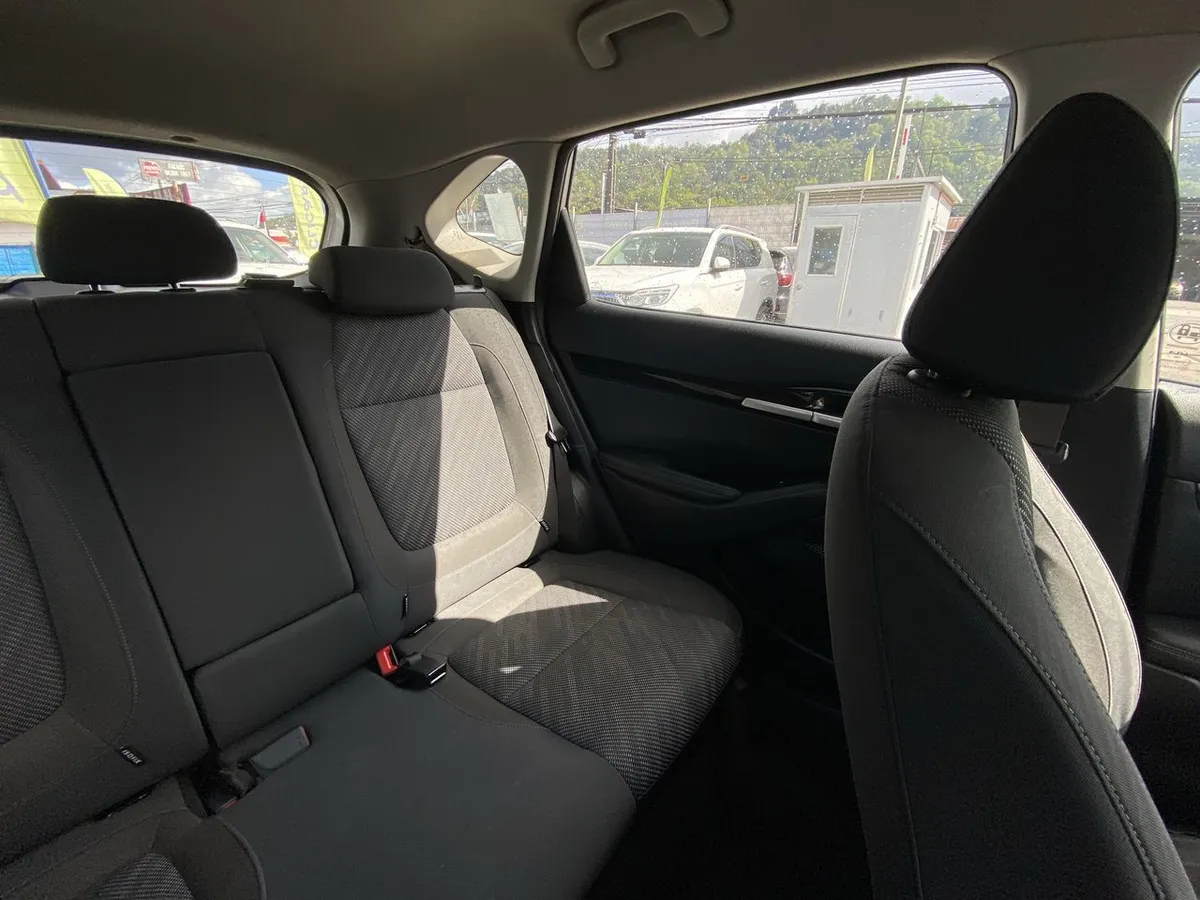 Kia Seltos 1.5 Ex 4x2 6mt 5p año 2024