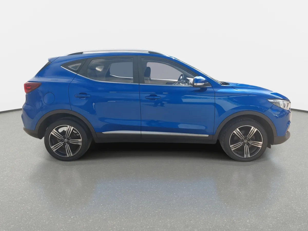MG Mg Zs 1.5 Comfort 4x2 At 5p año 2022
