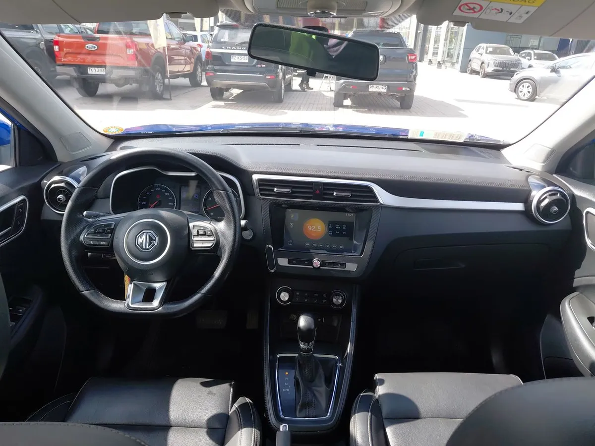 MG Mg Zs 1.5 Comfort 4x2 At 5p año 2022