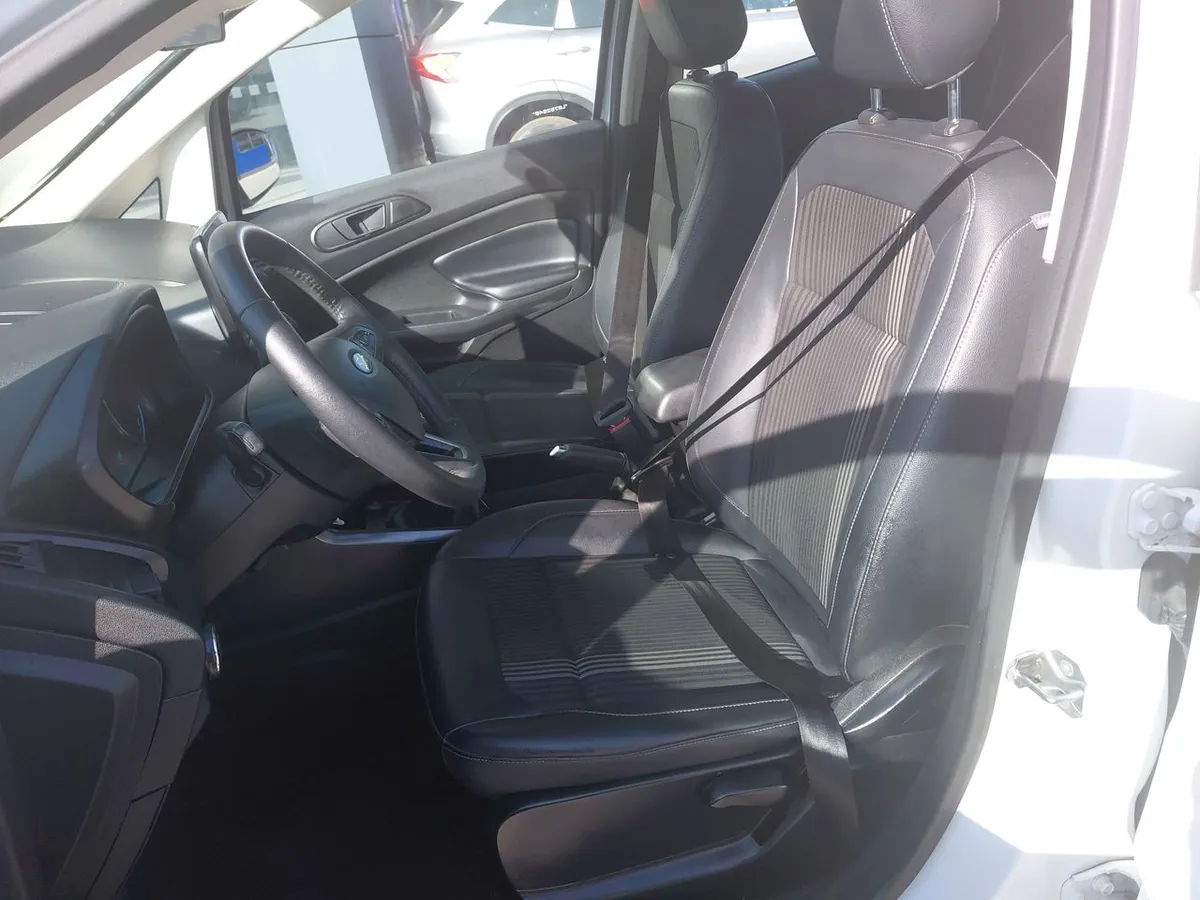 Ford Ecosport 1.5 Freestyle 4x2 Mt 5p año 2019