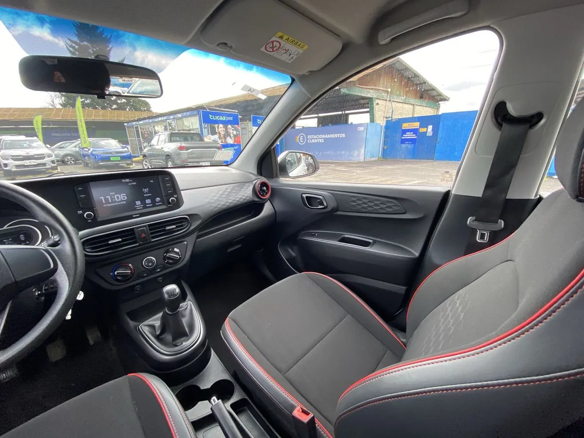 Hyundai Grand I10 1.2 Plus 4x2 Hb Mt 5p año 2022