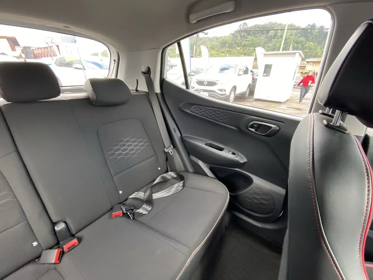 Hyundai Grand I10 1.2 Plus 4x2 Hb Mt 5p año 2022