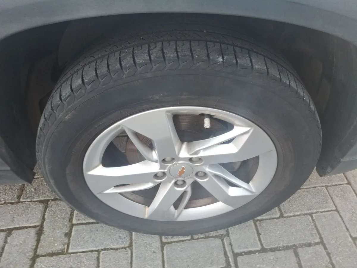 Chevrolet Captiva 1.5t Lt Fwd Mt 5p año 2022