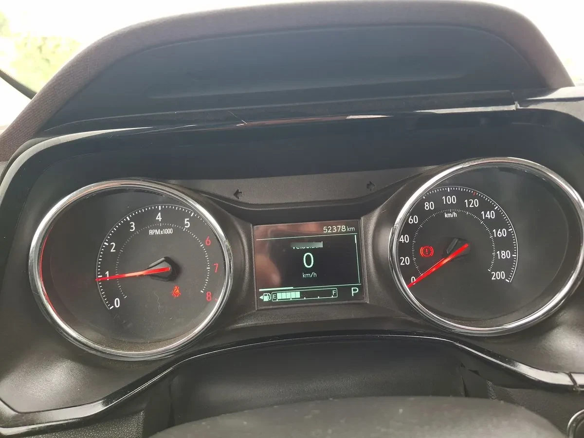 Chevrolet Montana 1.2t Ltz 4x2 At 4p año 2023