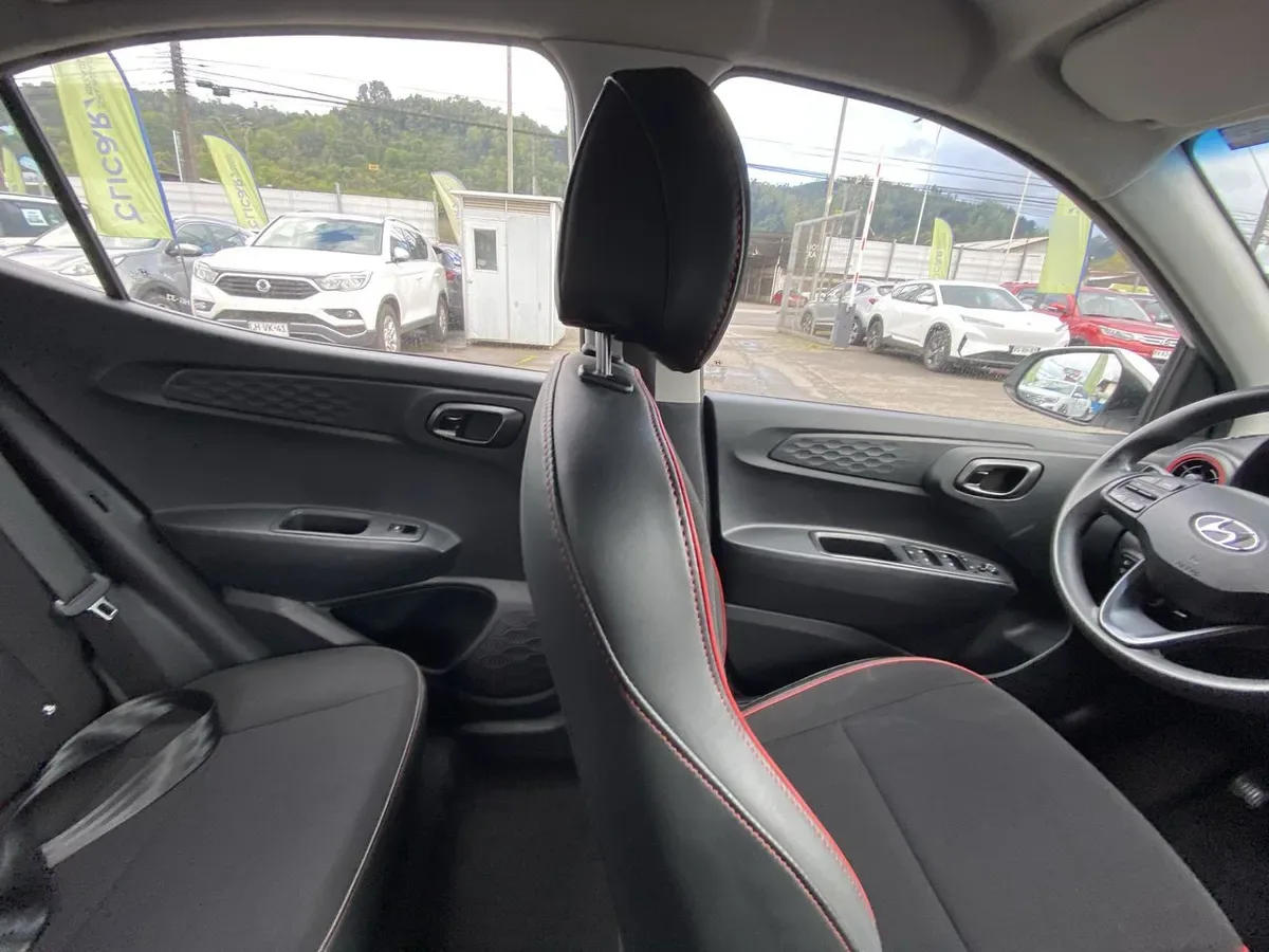 Hyundai Grand I10 1.2 Plus 4x2 Hb Mt 5p año 2022