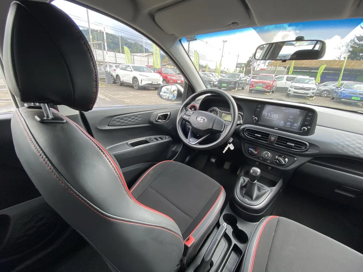 Hyundai Grand I10 1.2 Plus 4x2 Hb Mt 5p año 2022