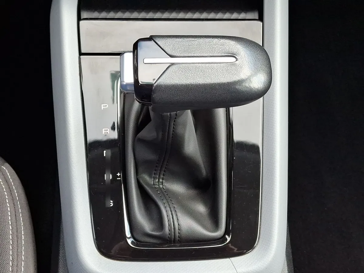 Chevrolet Sail 1.5 Nb Ltz R 4x2 Sdn Cvt At 4p año 2024