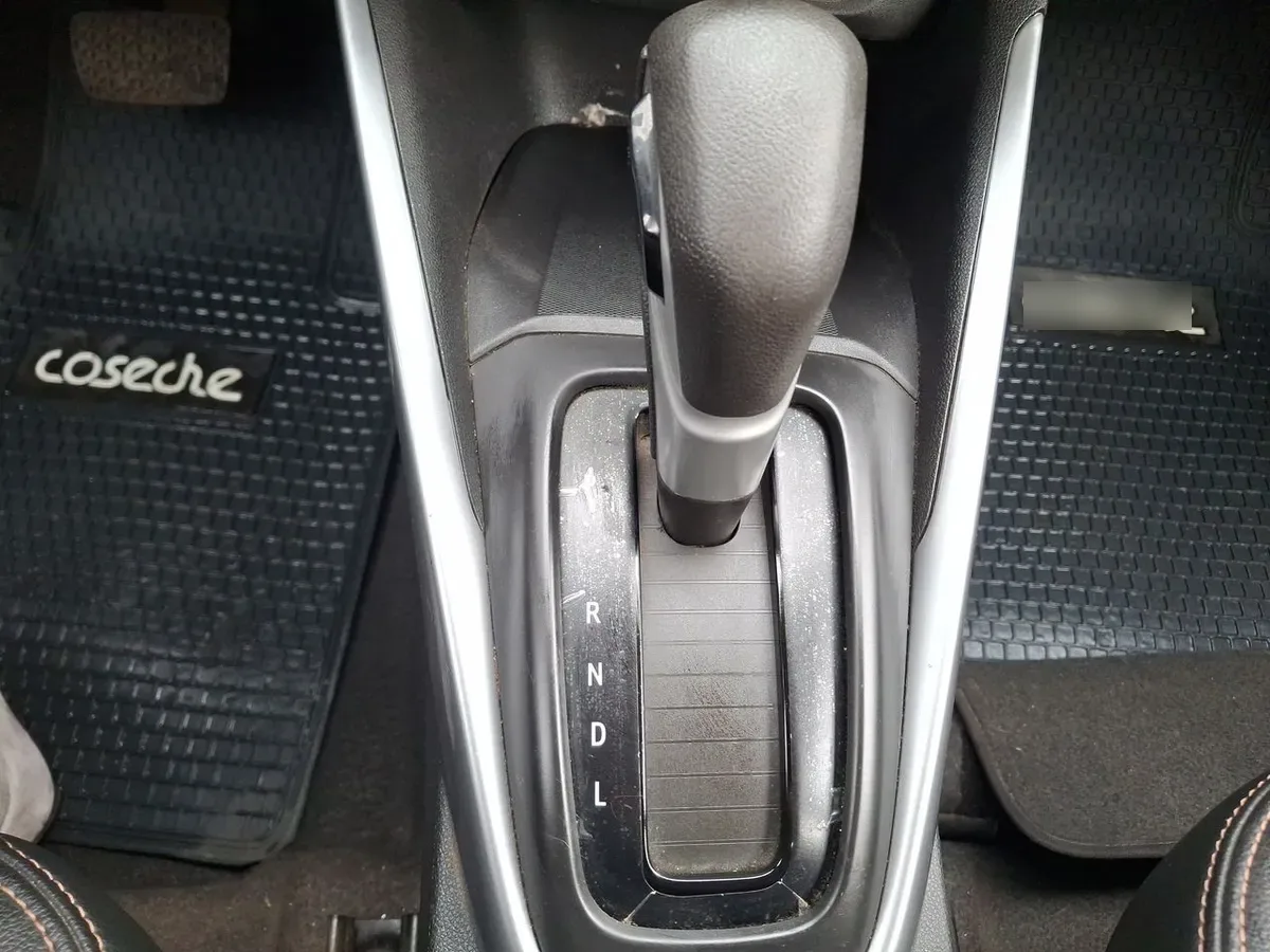 Chevrolet Montana 1.2t Ltz 4x2 At 4p año 2023