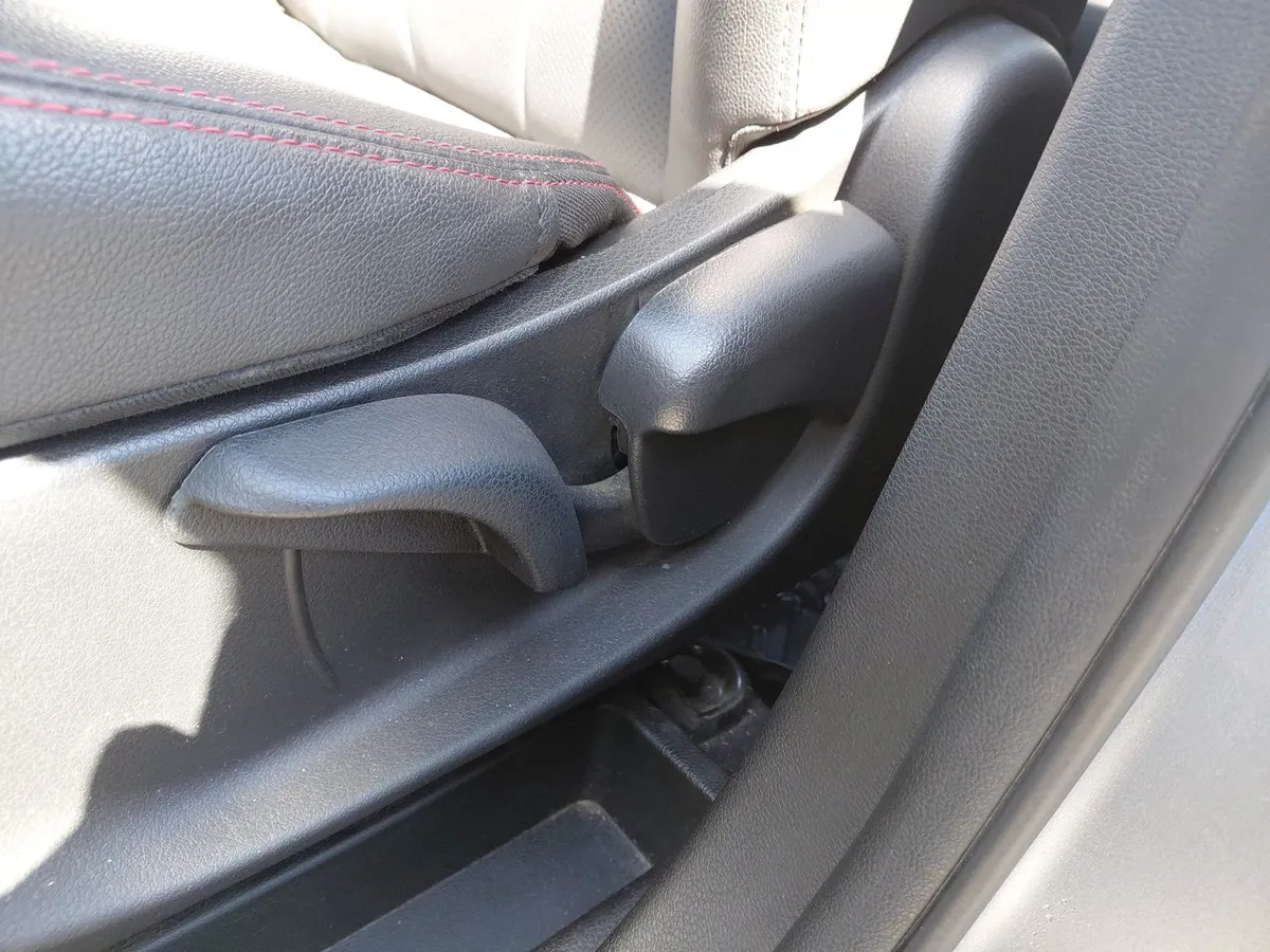 Geely Gx3 Pro 1.5 Gf 4x2 Cvt At 5p año 2024