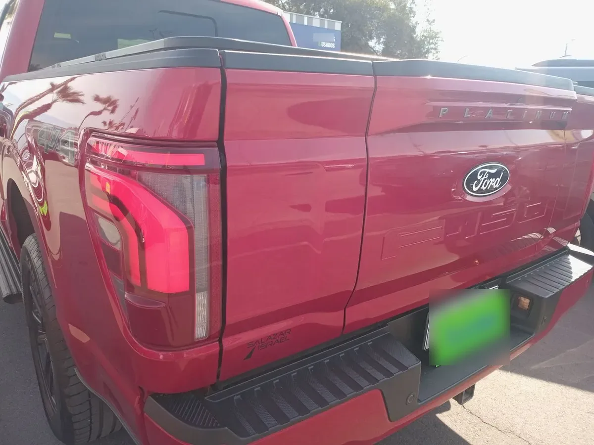 Ford F-150 3.5 Platinum Cc Dob. Cab. 4x4 At 4p año 2025