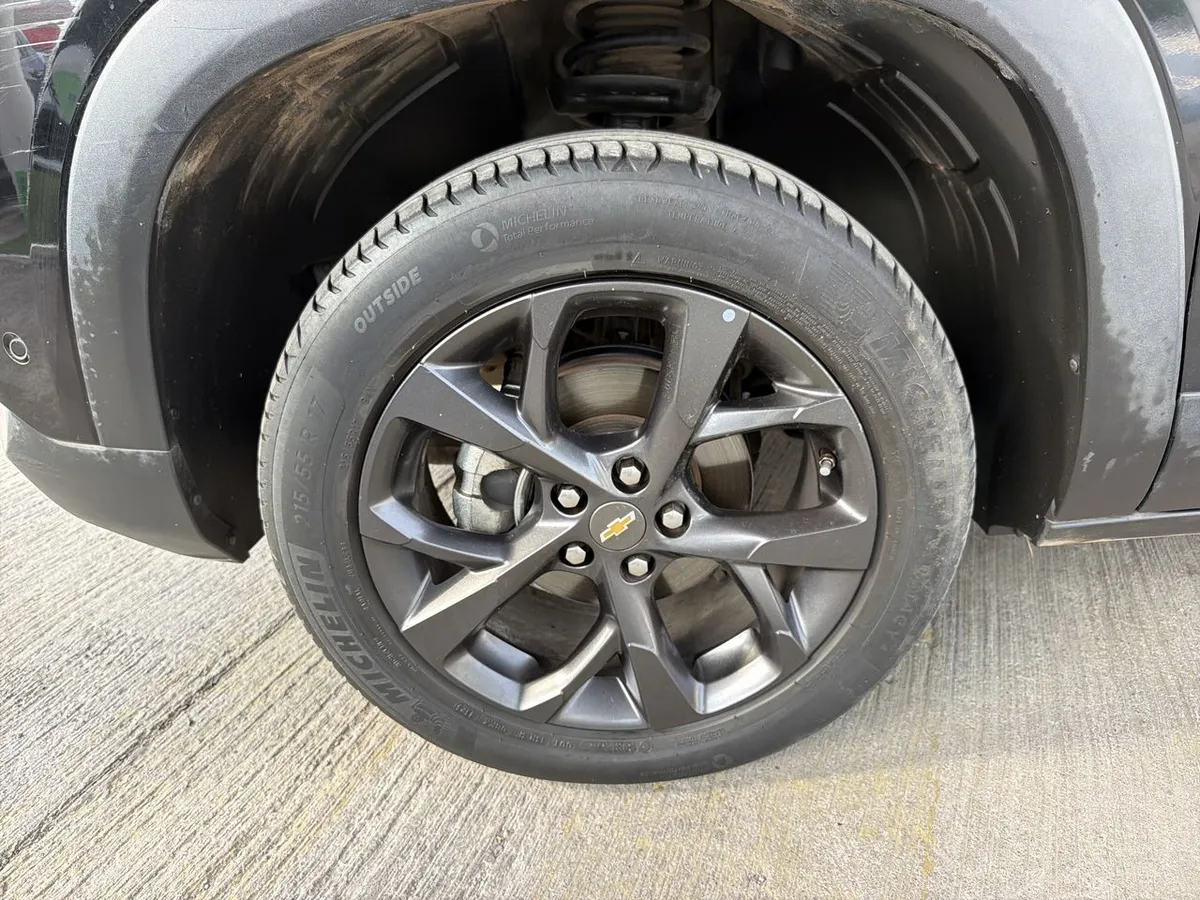 Chevrolet Montana 1.2t Premier 4x2 At 4p año 2023