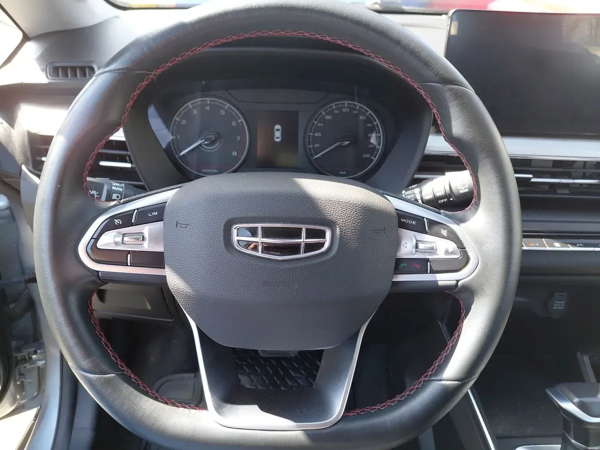 Geely Gx3 Pro 1.5 Gf 4x2 Cvt At 5p año 2024