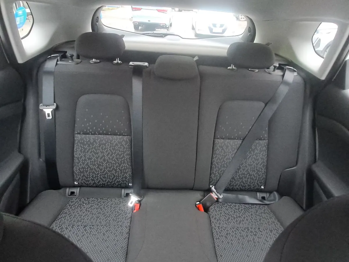 Chevrolet Tracker 1.2t Ls Fwd Mt 5p año 2023