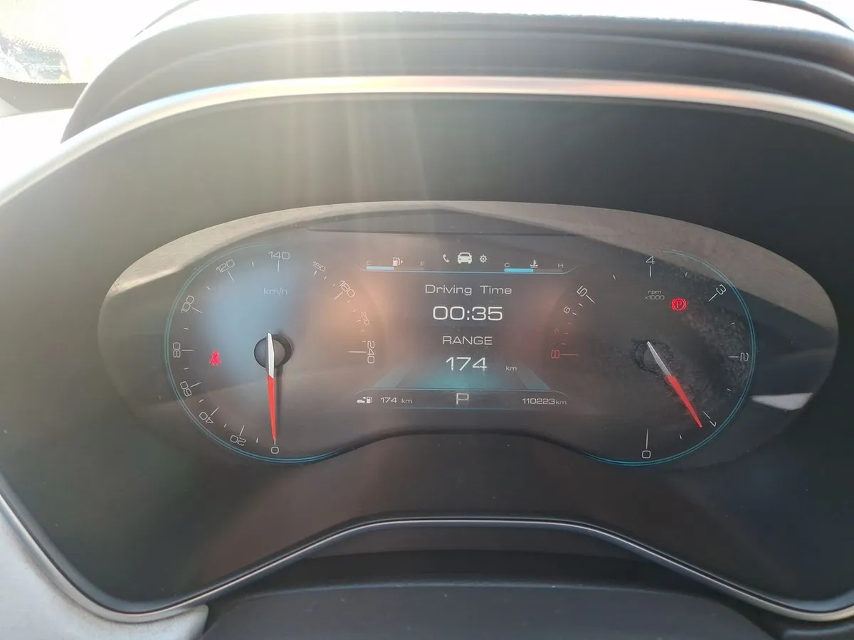 Chevrolet Captiva 1.5t Premier Fwd Cvt At 5p año 2021