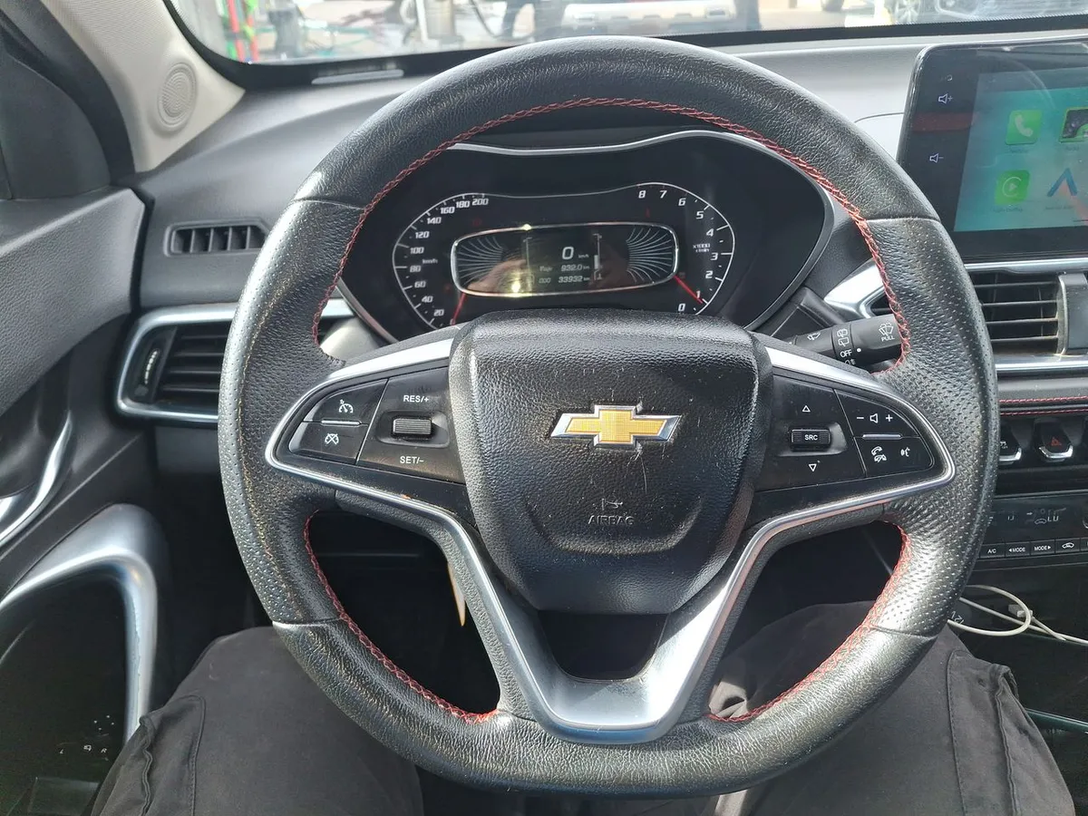 Chevrolet Groove 1.5 Premier P 4x2 Mt 5p año 2024