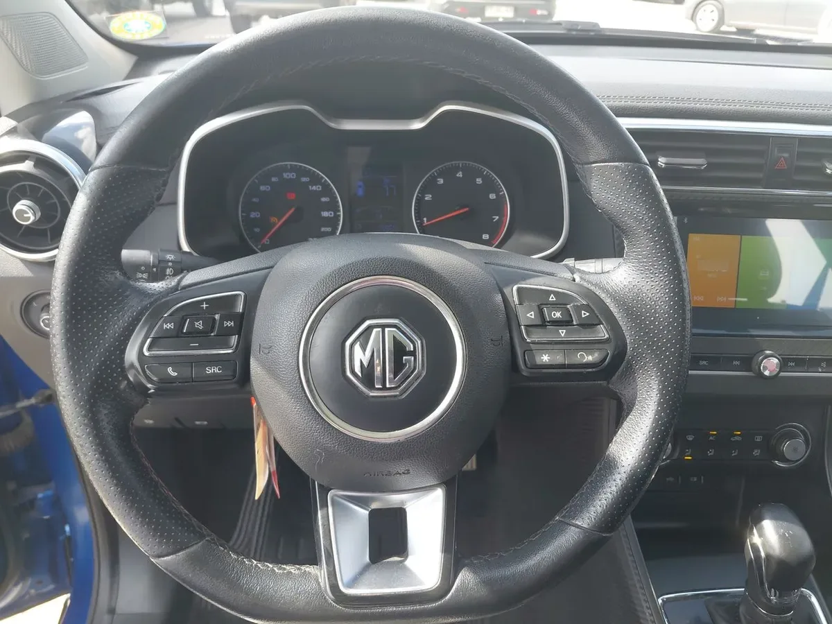 MG Mg Zs 1.5 Comfort 4x2 At 5p año 2022
