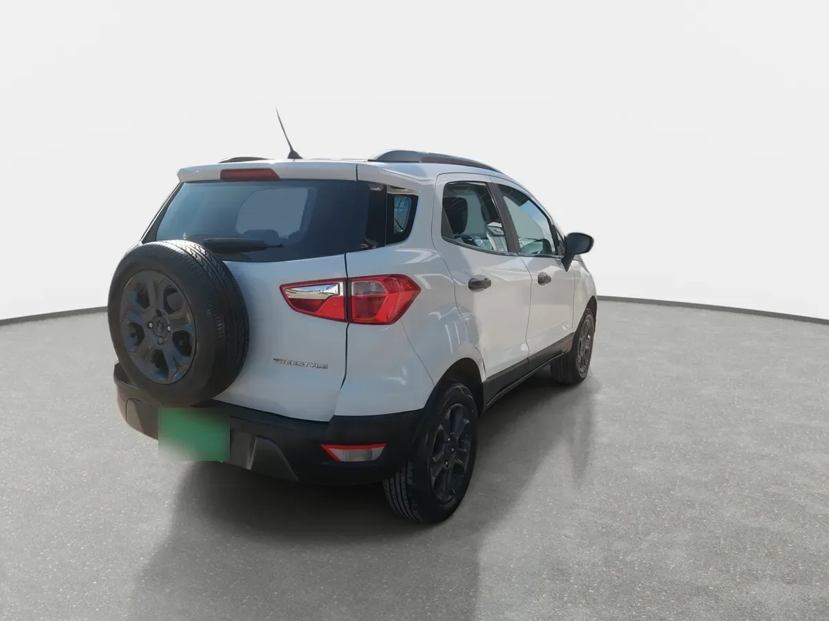 Ford Ecosport 1.5 Freestyle 4x2 Mt 5p año 2019