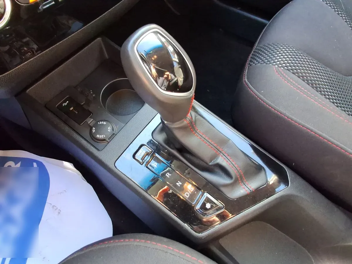 JAC Js2 1.5 Luxury 4x2 Cvt At 5p año 2025