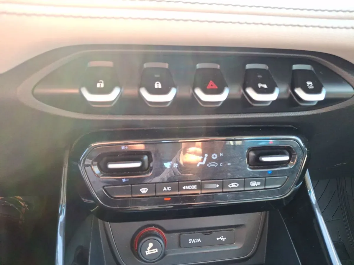 Chevrolet Captiva 1.5t Premier Fwd Cvt At 5p año 2021