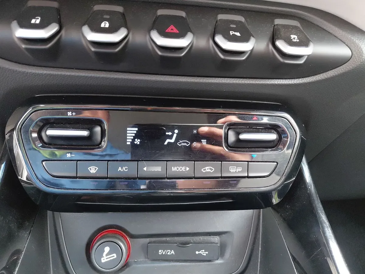 Chevrolet Captiva 1.5t Premier Fwd Cvt At 5p año 2022