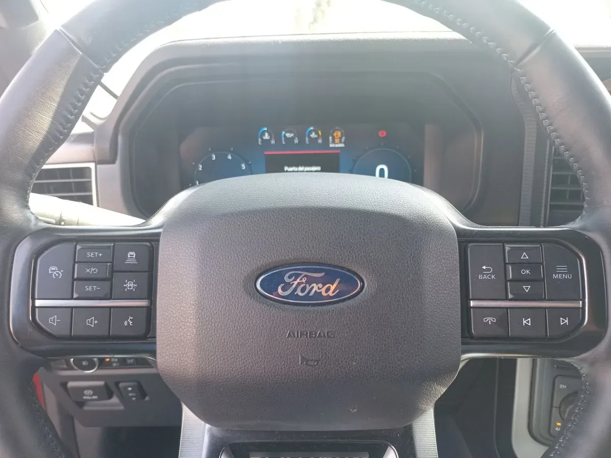 Ford F-150 3.5 Platinum Cc Dob. Cab. 4x4 At 4p año 2025