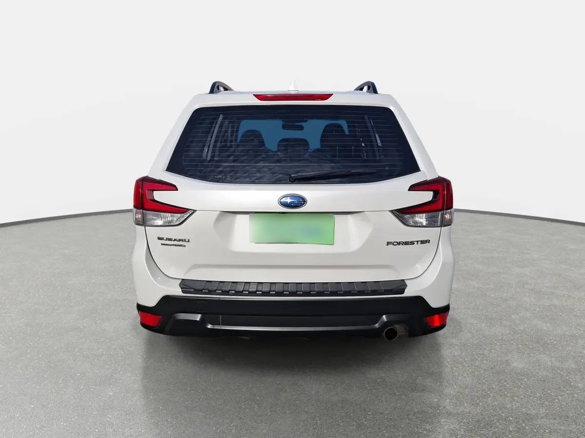 Subaru Forester 2.0i X Awd At 5p año 2023