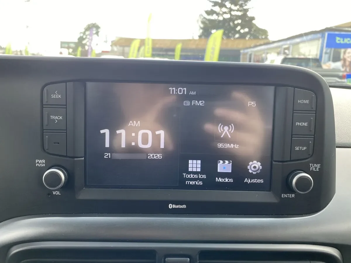 Hyundai Grand I10 1.2 Plus 4x2 Hb Mt 5p año 2022