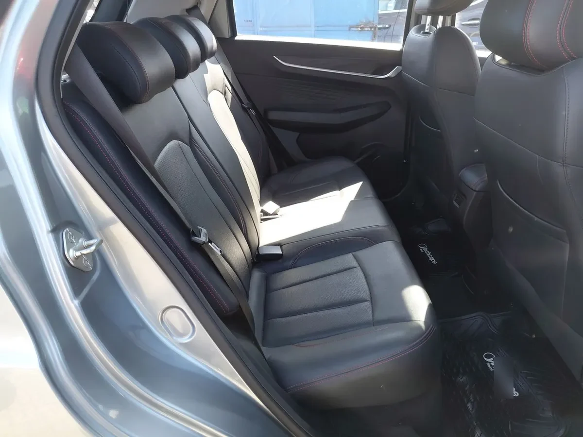 Geely Gx3 Pro 1.5 Gf 4x2 Cvt At 5p año 2024