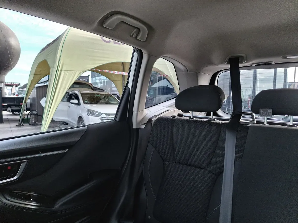 Subaru Forester 2.0i X Awd At 5p año 2023