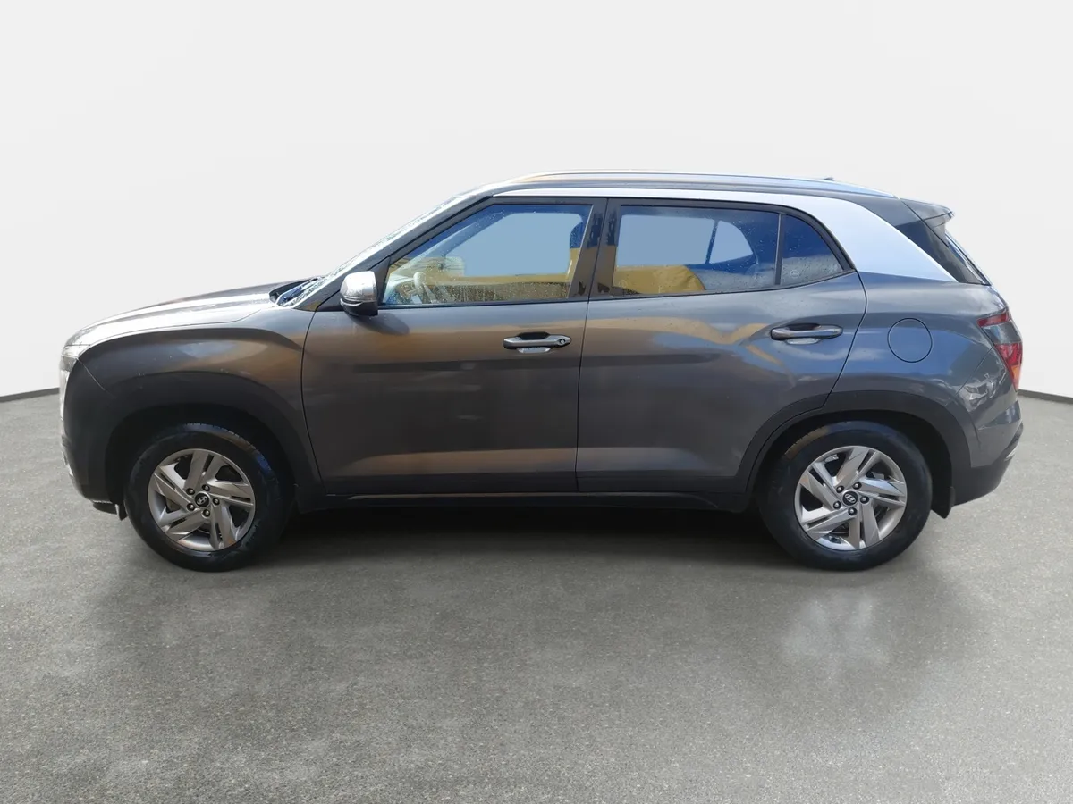 Hyundai Creta 1.5 Plus Su2i 4x2 Mt 5p año 2021