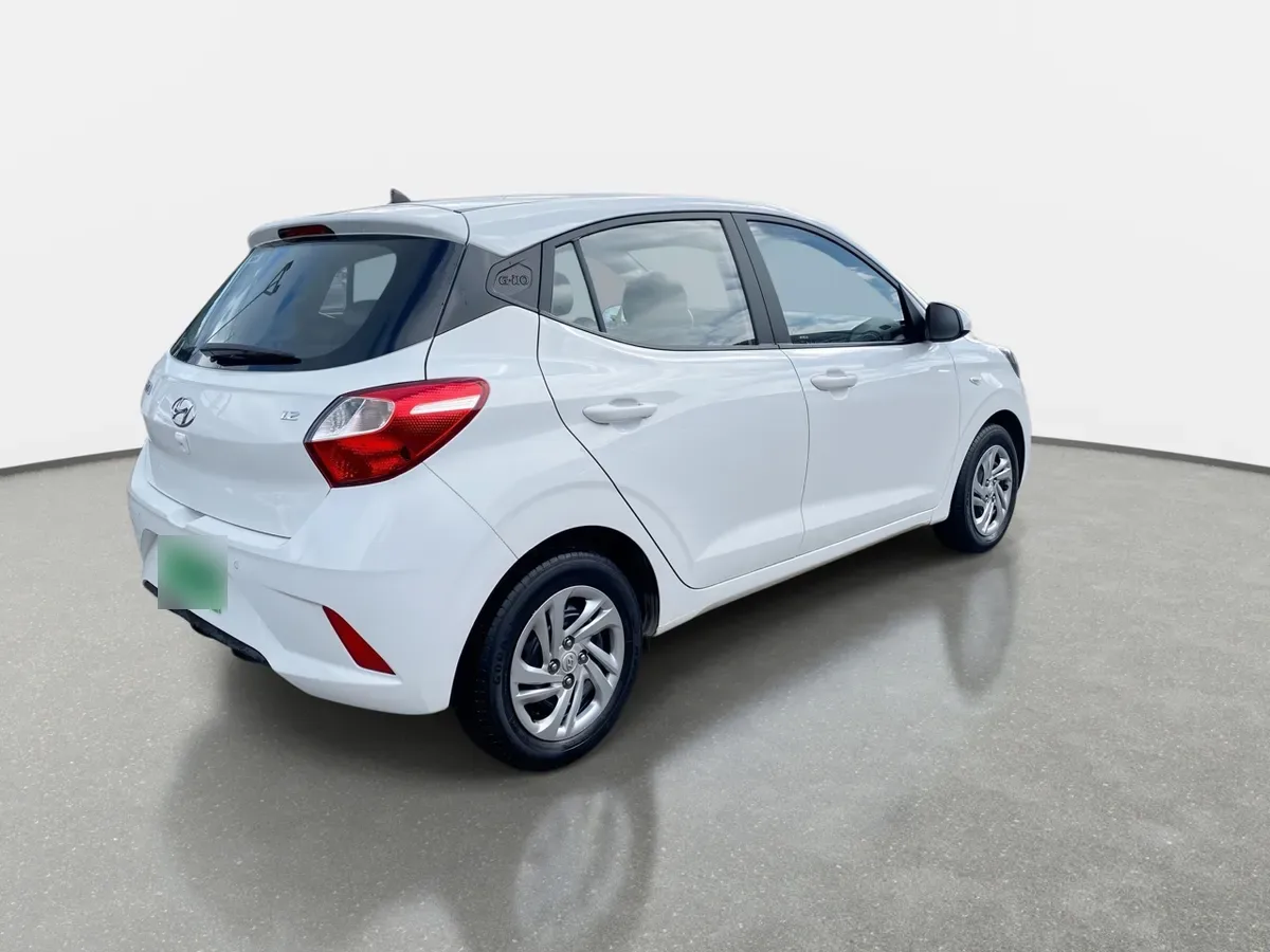Hyundai Grand I10 1.2 Plus 4x2 Hb Mt 5p año 2022