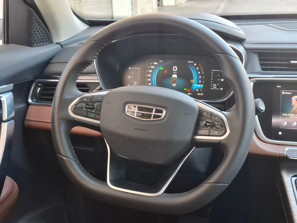 Geely Azkarra Luxury año 2024