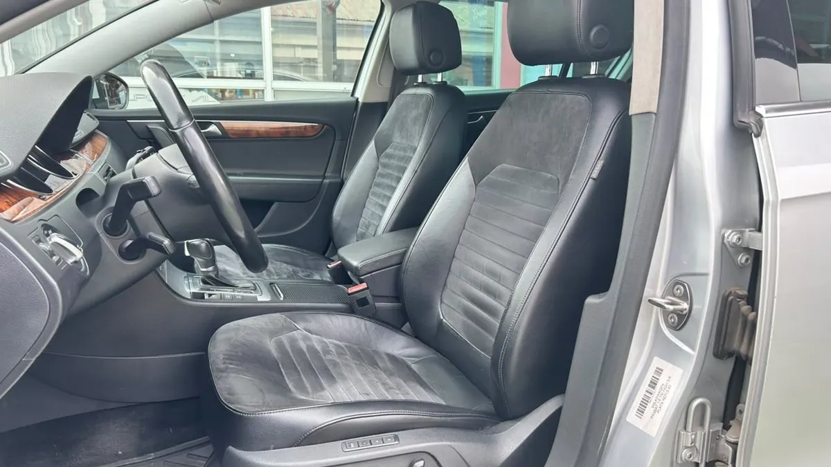 Volkswagen Passat 1.8 Highline Tsi 4x2 B7 At 4p año 2013
