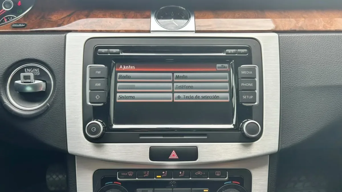 Volkswagen Passat 1.8 Highline Tsi 4x2 B7 At 4p año 2013