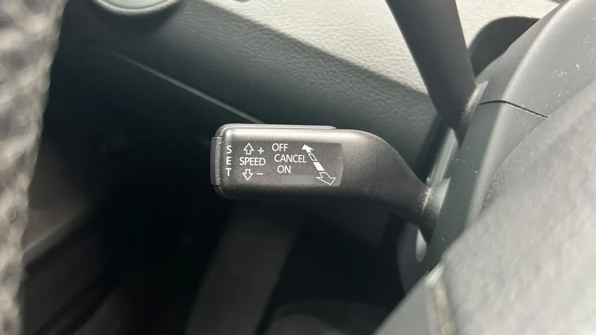 Volkswagen Passat 1.8 Highline Tsi 4x2 B7 At 4p año 2013