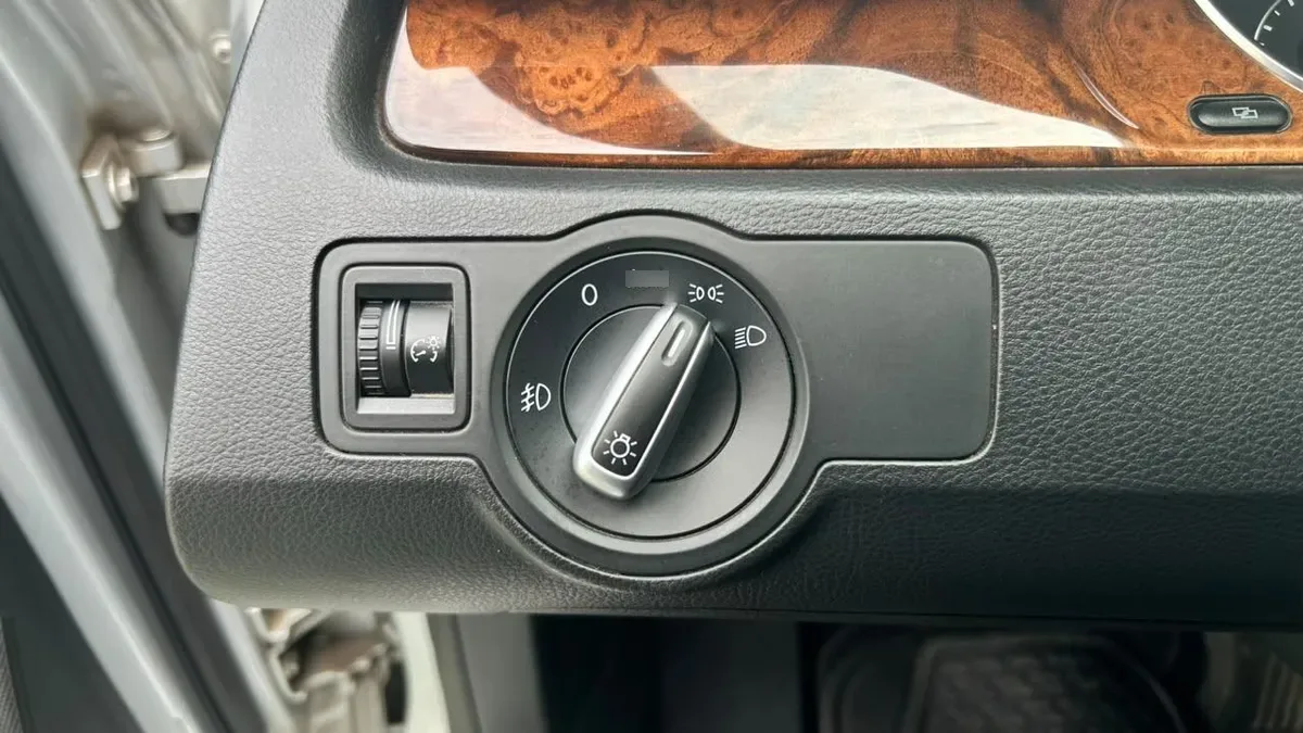 Volkswagen Passat 1.8 Highline Tsi 4x2 B7 At 4p año 2013