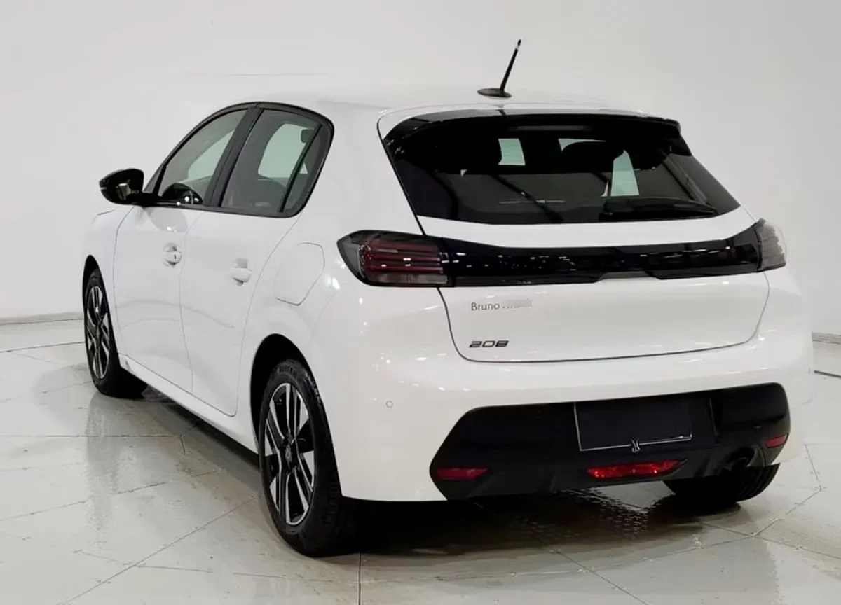 PEUGEOT 208 1.2 Active Pack Puretech 75 Mt año 2024
