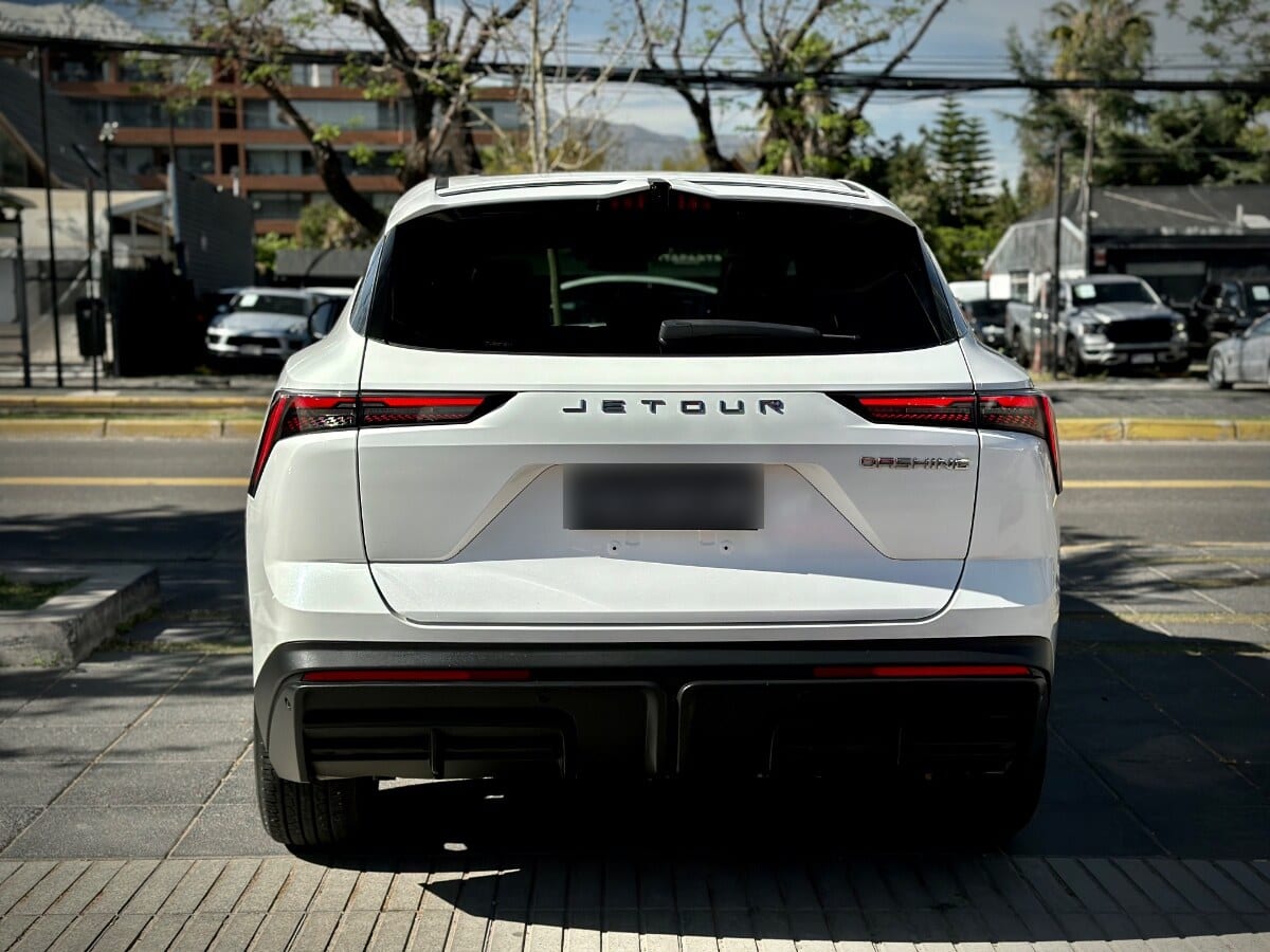 Jetour Dashing Lux año 2024