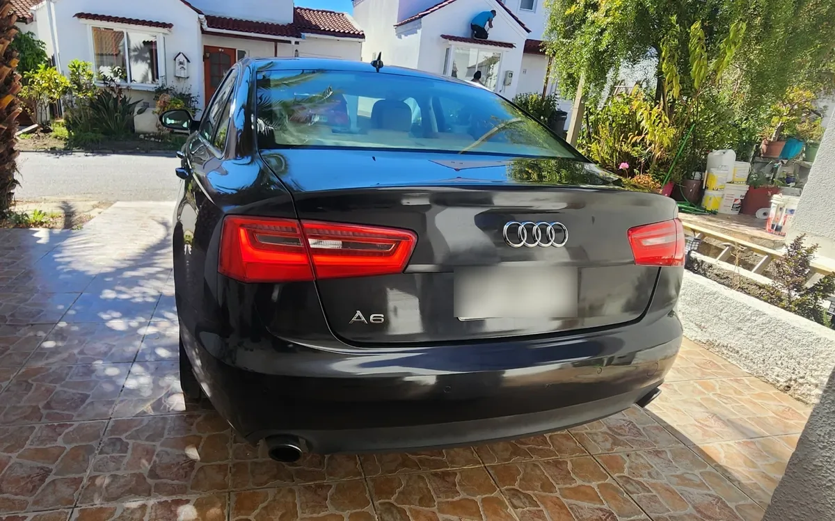 AUDI A6 2.0 Tdi Attraction Multitronic At Diesel año 2014