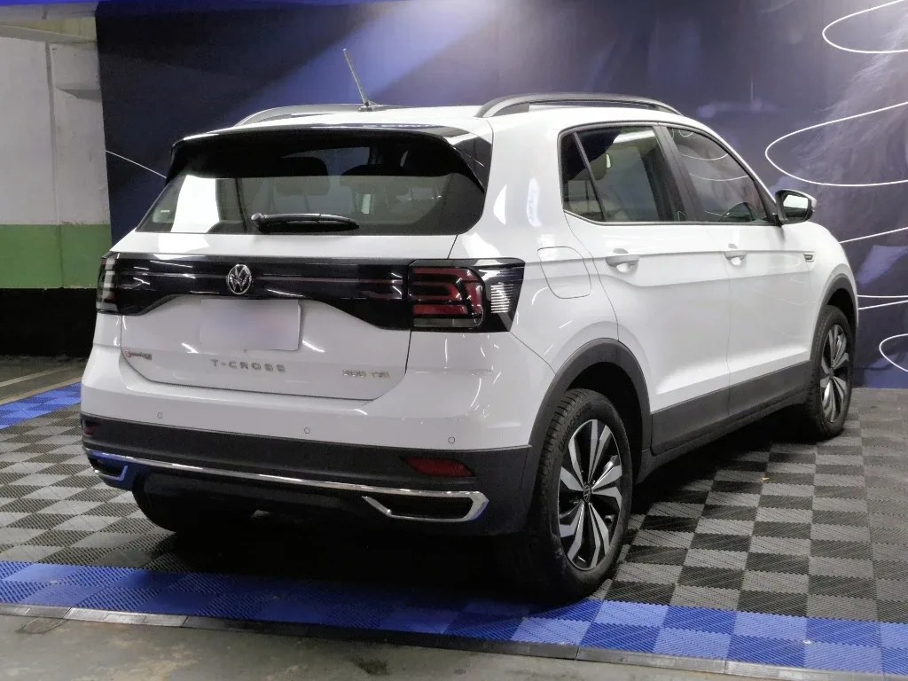 Volkswagen T-Cross T-Cross 1.0 Tsi At Comfortline año 2022
